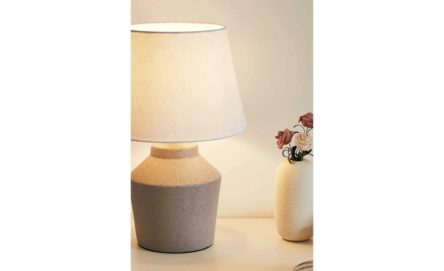 Keramik-Tischleuchte, 1-flammig, hellgrau 3 Keramik-Tischleuchte, 1-flammig, hellgrau