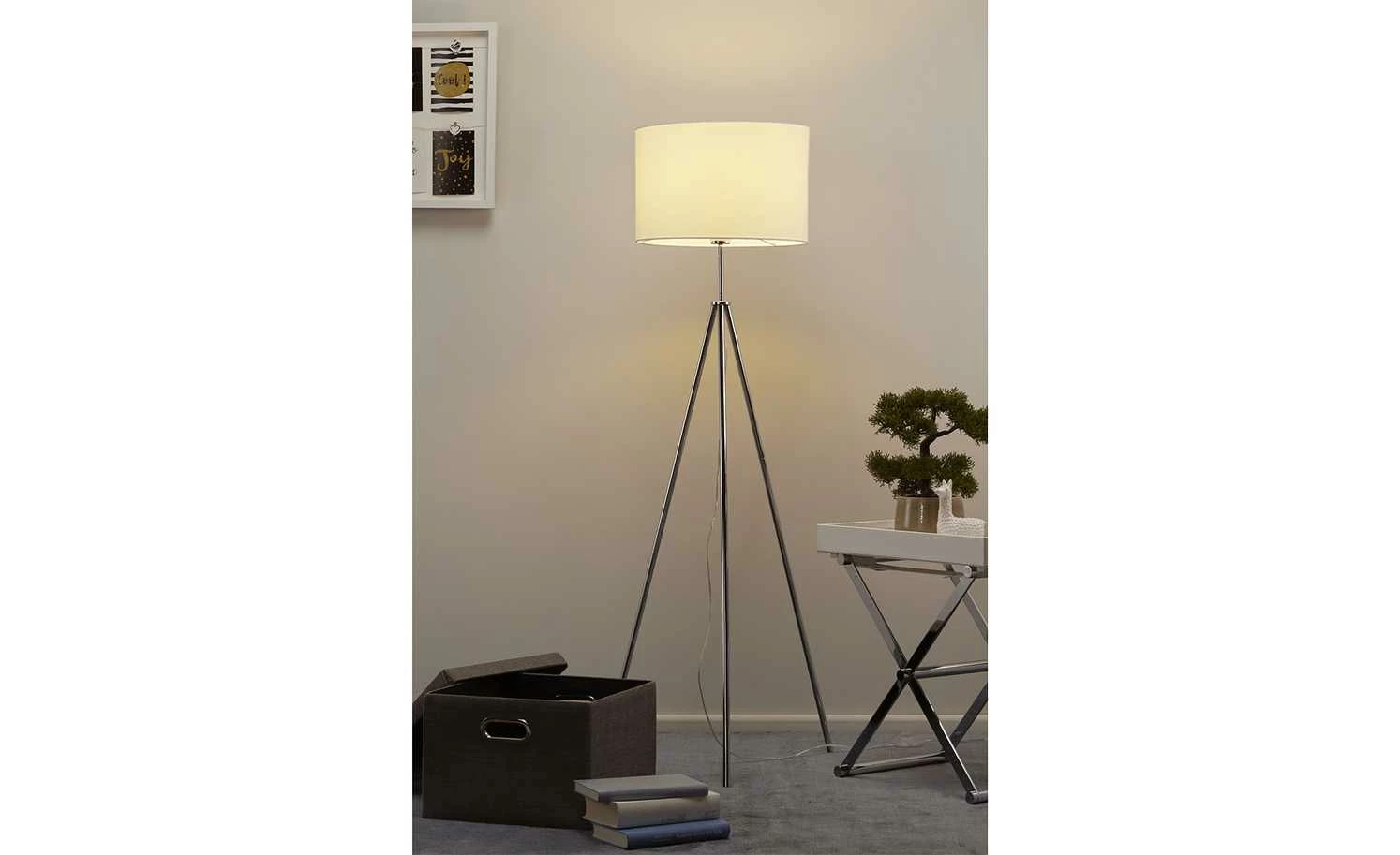 KHG Dreibein-Stehleuchte, 1-flammig, Stoffschirm weiß 3 KHG Dreibein-Stehleuchte, 1-flammig, Stoffschirm weiß