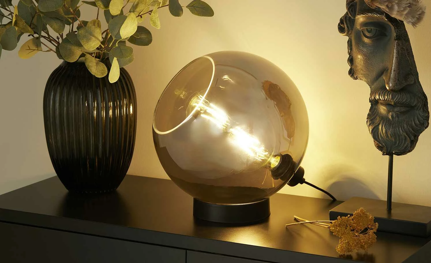 Tischleuchte, Glaskugel in Rauchglas | Schwarz 3 Tischleuchte, Glaskugel in Rauchglas | Schwarz