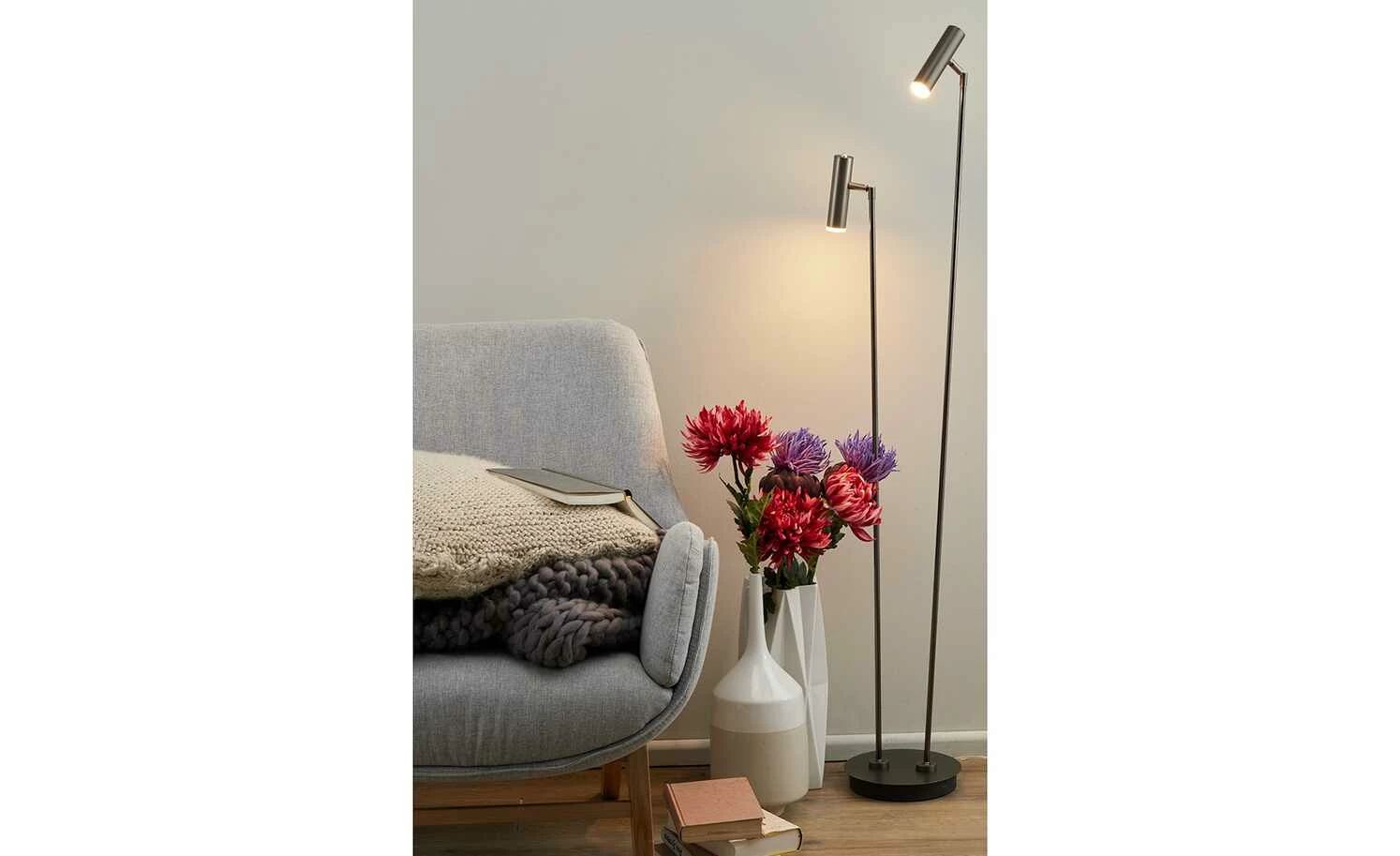 B-Leuchten LED-Stehleuchte, 2-flammig, bronzefarben 3 B-Leuchten LED-Stehleuchte, 2-flammig, bronzefarben