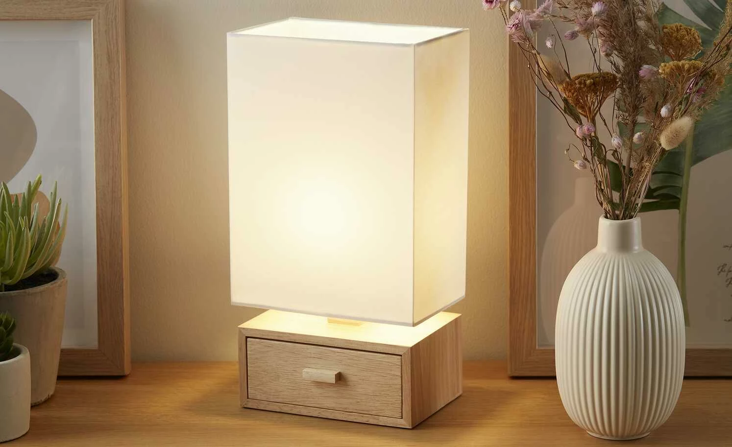 for friends Tischleuchte, 1-flammig, Holz/ Stoffschirm weiß 4 for friends Tischleuchte, 1-flammig, Holz/ Stoffschirm weiß – Bild 2