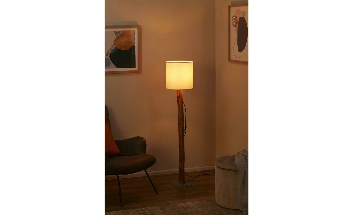 Stehleuchte, 1-flammig, Eukalyptusholz 3 Stehleuchte, 1-flammig, Eukalyptusholz