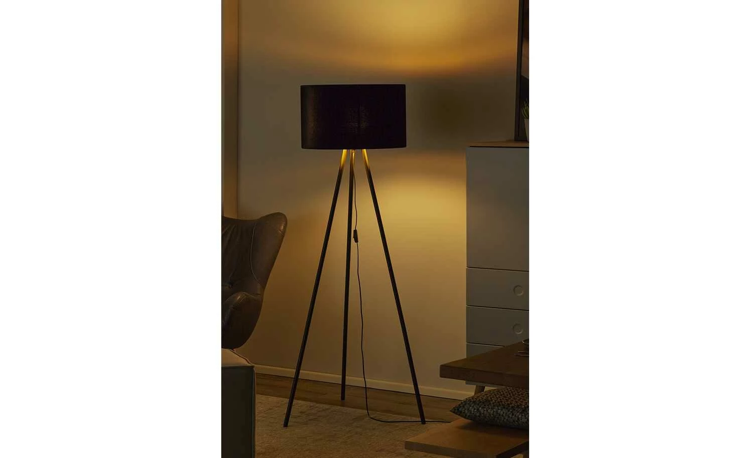 Stehleuchte, 1-flammig, Samtschirm schwarz/gold 3 Stehleuchte, 1-flammig, Samtschirm schwarz/gold